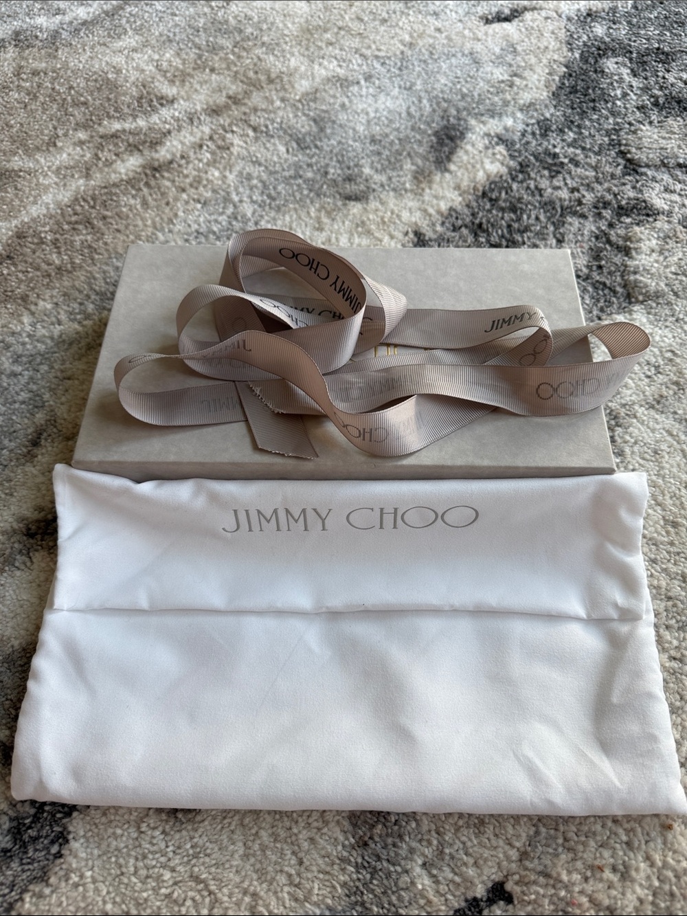 Jimmy Choo Green Python-Embossed Zip Around Wallet - Picture 3 of 10